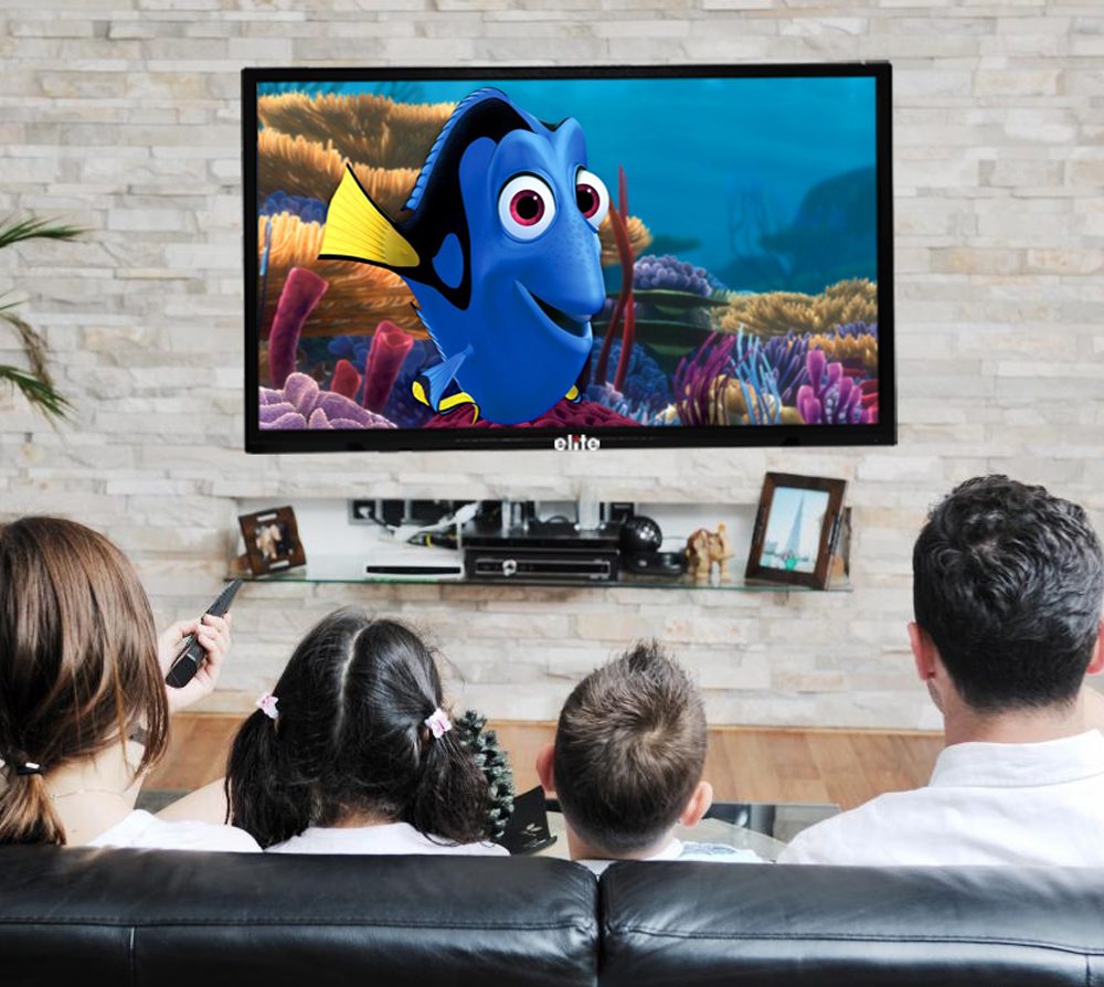 family-on-couch-watching-television-5fe68292 family-on-couch-watching-television-5fe68292